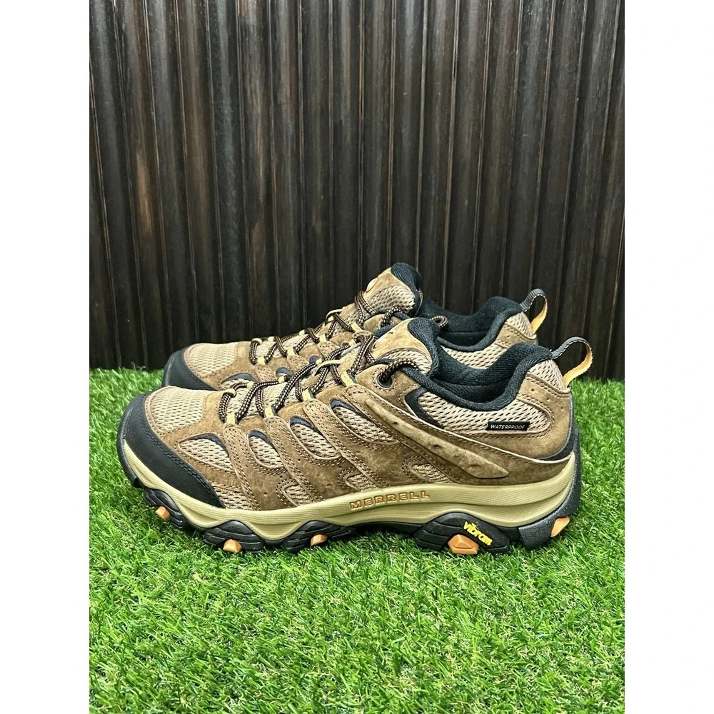 Size 9.5 - Merrell Men's Moab 3 Low Vent Hiking Shoes Brown/Black J135617